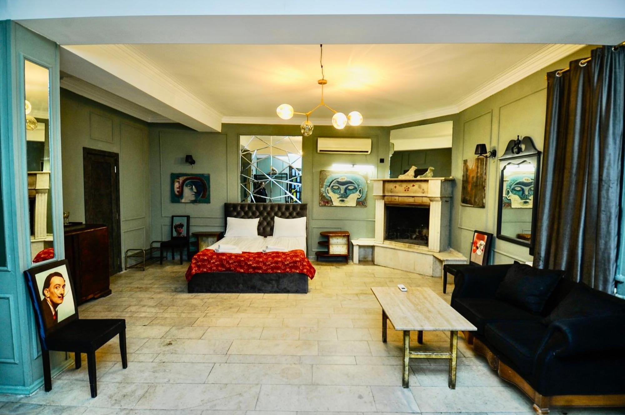 Art Hotel Home Tbilisi Luaran gambar